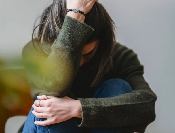 ¿Que está pasando con los jóvenes con TDAH? ¿Por que no se enseña a los padres a tratar a sus hijos con TDAH? Os dejo este interesante estudio de <a href="/UNIRuniversidad/">Universidad Internacional de La Rioja (UNIR)</a> shorturl.at/WJzpx La hospitalización de adolescentes se ha incrementado en 17 veces más desde el 2010 al 2021