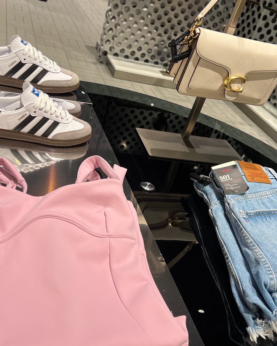 Midsummer Place tweet media