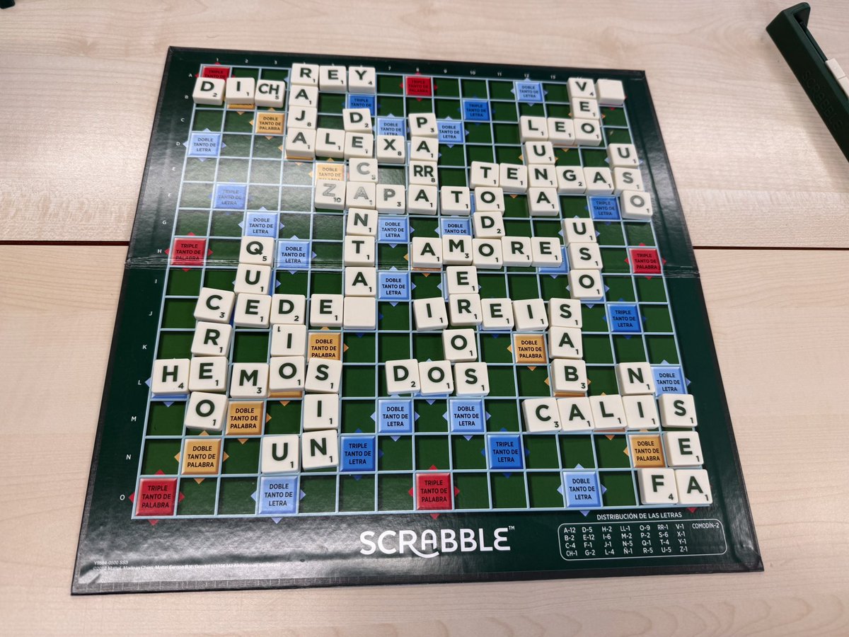 MFLNBHS1's tweet photo. Year 12 playing scrabble in Spanish today 😀🇪🇸 https://t.co/JFWXbBeDgx