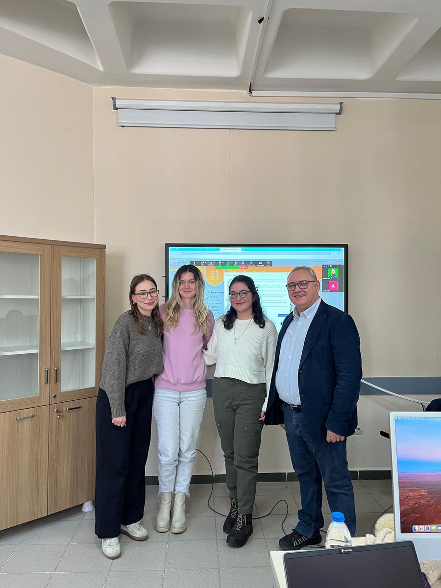 tuncerca's tweet photo. #AIEnable Project workshop on AI in Education at İstanbul Üniversitesi-Cerrahpaşa with teachers from Sweden, Portugal, Lithuania, Italy, Greece and Türkiye. Best practices evolving from the workshops.. Great feedback on our work and great addition from the professionals https://t.co/VawkPt2soI