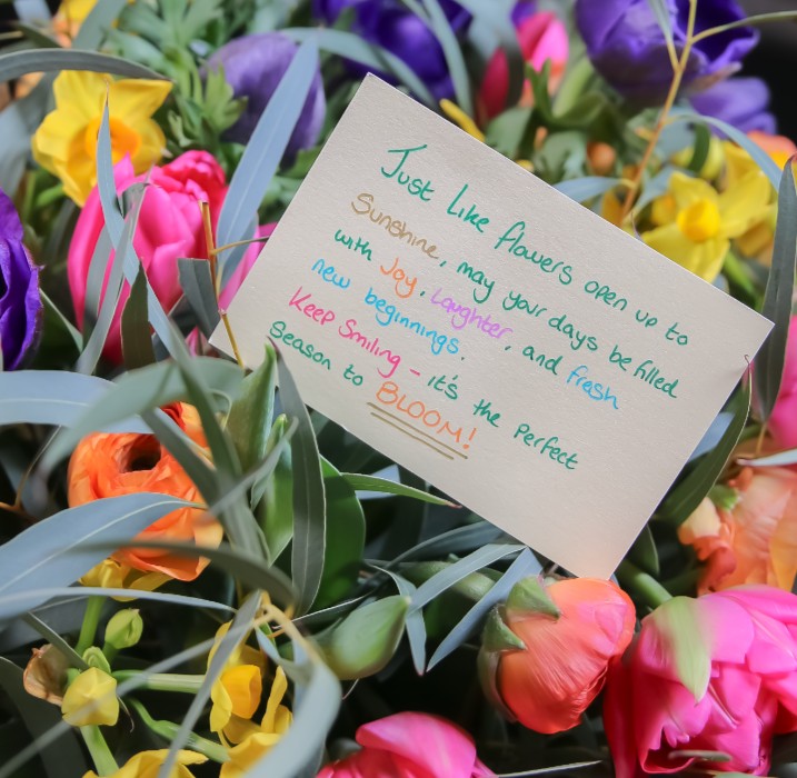 PilotPenUK's tweet image. There’s something about a handwritten note that adds a personal touch and leaves a lasting impression 🌸

Whether it’s a thoughtful message or a simple “thank you,” handwritten words speak from the heart ❤️

Make your notes even more special with Pilot Pen 🖊️ 

#HandwrittenNote