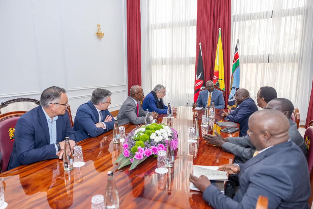 President Ruto hosts Daniel Julien, CEO of global BPO leader TelePerformance.The firm is eyeing Kenya as its African HQ ,a big win for jobs and our digital economy.
The Truthless Man, who is also the #HighPriestOfFalsehood Riggy G can continue singing #RejectFinanceBill2025
