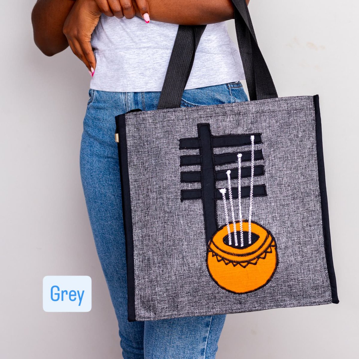 Totesbyjo's tweet photo. Looking for a durable, stylish and cute tote bag that can hold your everyday essentials? Get yours👇
 https://t.co/7U7VOyspFq for Ksh1750
✨ It's spacious (14 * 14 inches)
✨ Leather interior and woven fabric on the outside 
✨Has a zip on top to seal 
✨Aesthetically pleasing https://t.co/jTRzI8vdnz