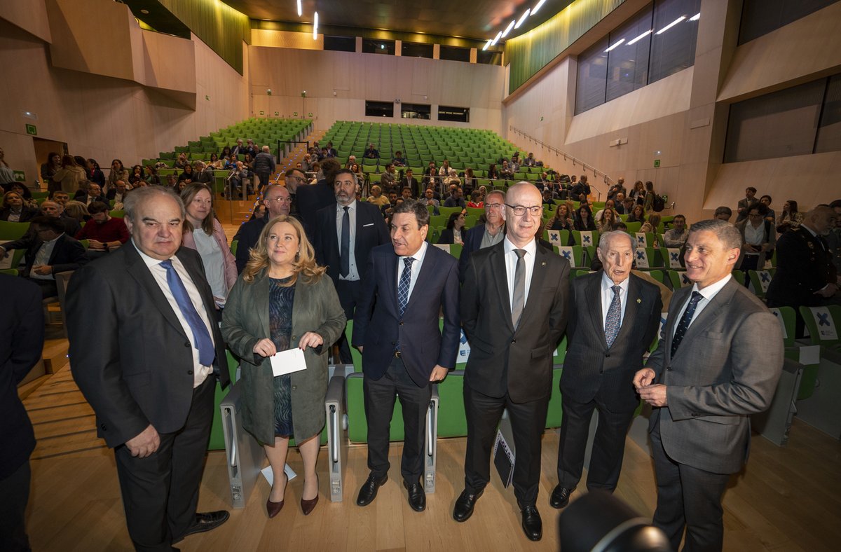 Fundación Caja de Burgos tweet media