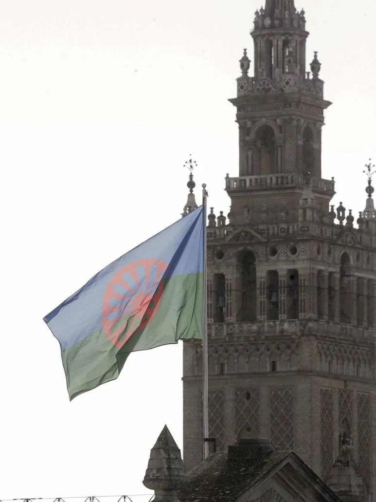 ZvezdaRoja's tweet photo. ¡Feliz día al pueblo Gitano! https://t.co/8YeOyhkrtX