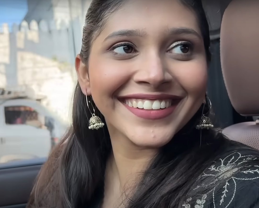 sexyindiammom's tweet photo. Otha iva ellam pondattiya kedacha, oru naalaikku 5 round potta kooda aada adangathu. Viagara Moonji, face ah pathe pottu poratti edukka thonudhu #sexy #facefetish #FaceCard #viagara #mouthfetish #hornywoman #moodmoonji https://t.co/Y9BrnKjiV4