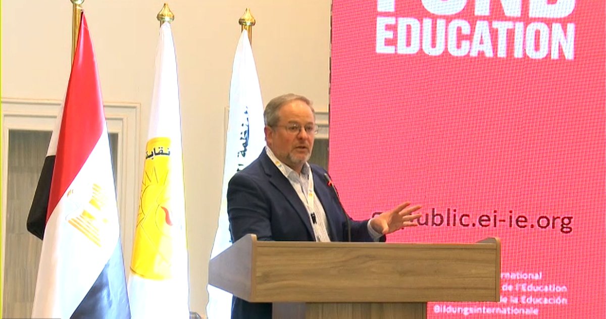 Education International tweet media