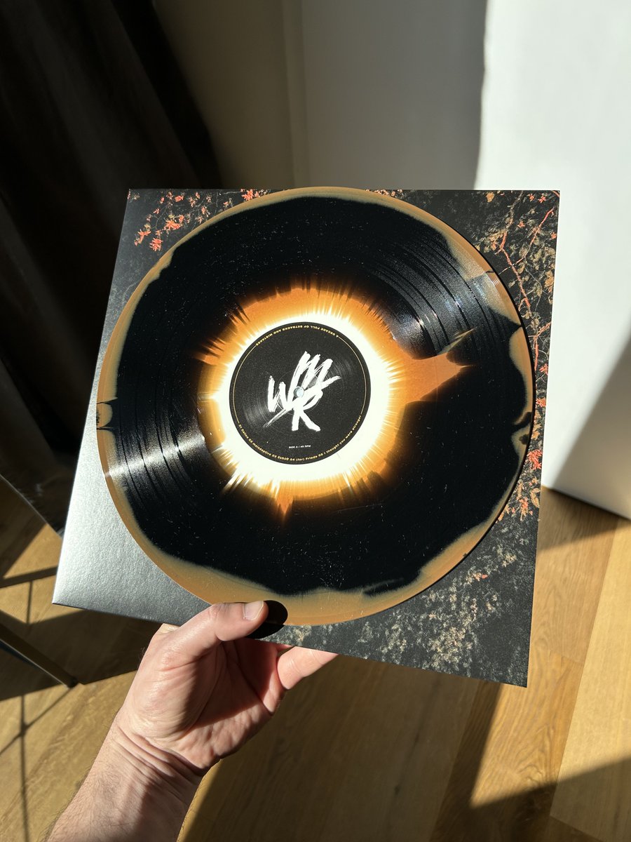 watchmeriseband's tweet photo. hi x, we put our debut album A DECADE FULL OF SETBACKS AND MISTAKES on this. limited to 300.

you know the drill: https://t.co/vNBf1KmduH https://t.co/EngH0k04VN