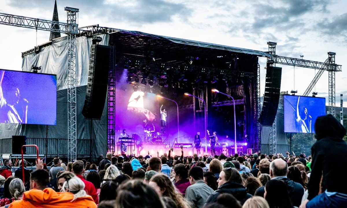Liz Hobbs Group (@lizhobbs_group) on Twitter photo ⏳ Just 15 Saturdays to go until Discovery Festival lands in Dundee!
Taking over Slessor Gardens from July 25th–27th for a full weekend of live music magic
<a href="/OCSmusic/">Ocean Colour Scene</a> <a href="/humanleagueHQ/">THL</a> <a href="/TheFratellis/">The Fratellis</a> <a href="/RealSirTomJones/">Tom Jones</a> & LOADS more...
🎟 Tickets on sale now: bit.ly/4iz4BoE ⏳ Just 15 Saturdays to go until Discovery Festival lands in Dundee!
Taking over Slessor Gardens from July 25th–27th for a full weekend of live music magic
<a href="/OCSmusic/">Ocean Colour Scene</a> <a href="/humanleagueHQ/">THL</a> <a href="/TheFratellis/">The Fratellis</a> <a href="/RealSirTomJones/">Tom Jones</a> & LOADS more...
🎟 Tickets on sale now: bit.ly/4iz4BoE