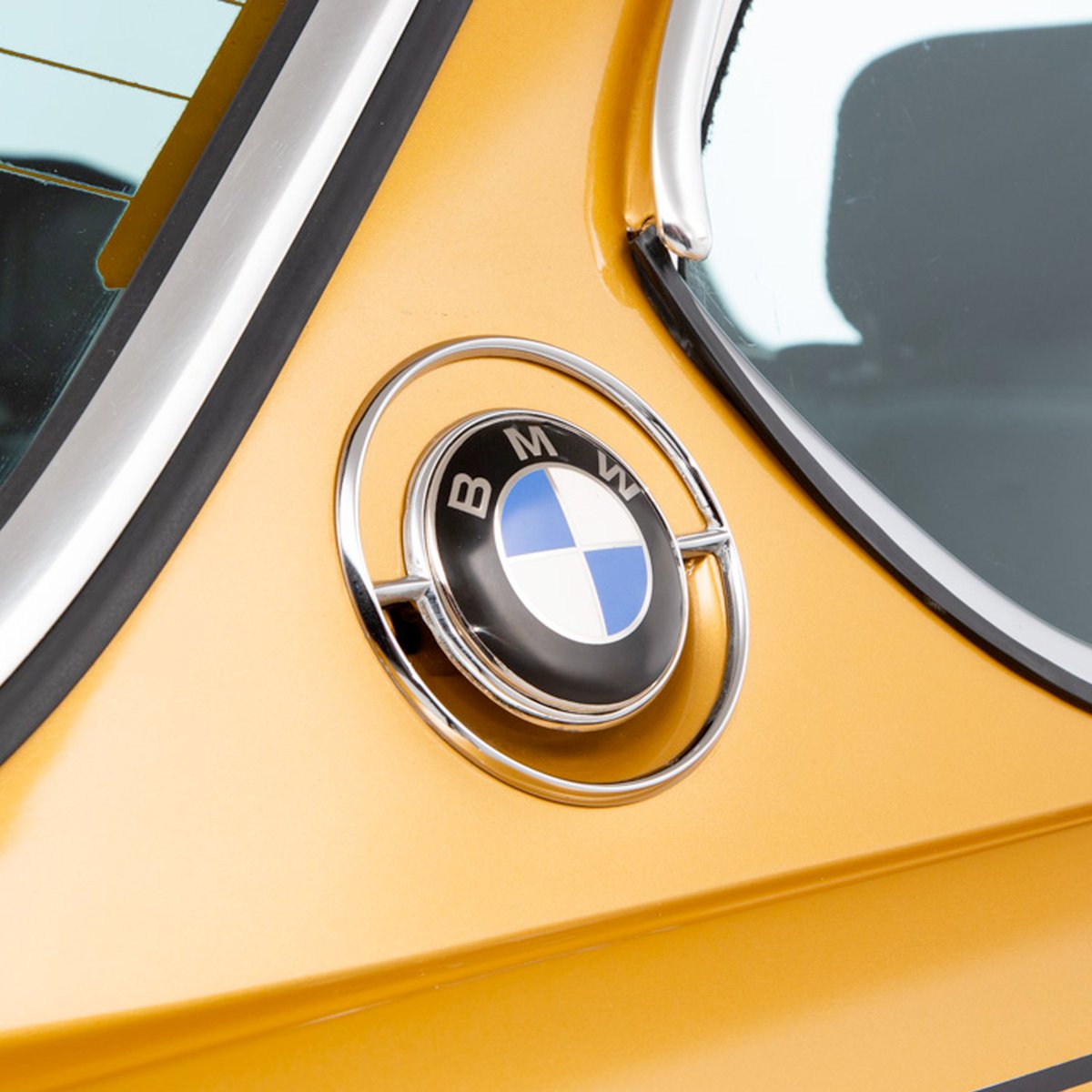 OCsupercarsales's tweet photo. First registered on the 8th March 1974, and confirmed by BMW group archive as being produced from the factory in Ceylon Gold, Chassis 2285446 has been lucky enough to have been completely and painstakingly rebuilt for a second lease of life.
#BMWCSL #BMW30CSL https://t.co/krk6pMbXfG