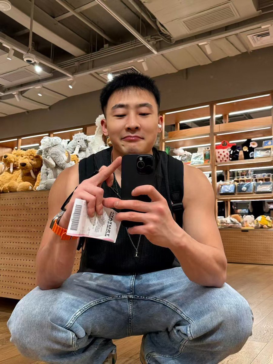 王倔驴 tweet media