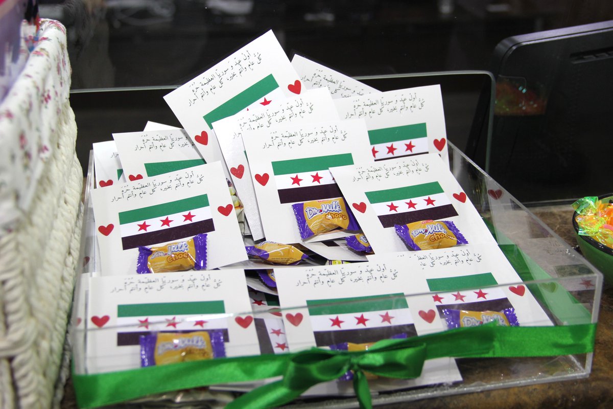 syrembassy's tweet photo. لقطات من استئناف عمل سفارة الجمهورية العربية السورية في الدوحة، واستقبال السادة المراجعين في قسم الشؤون القنصلية، في أول أيام الدوام الرسمي بعد إجازة عيد الفطر السعيد https://t.co/NaKcnPcOTU