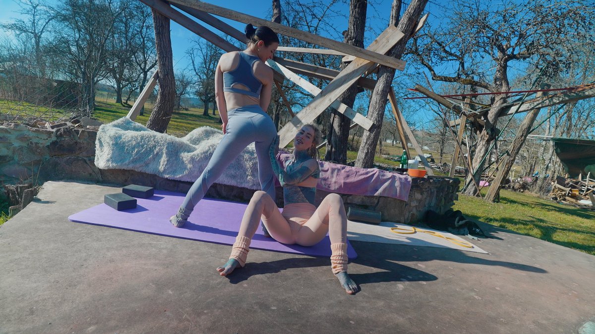 Content from anuskatzz