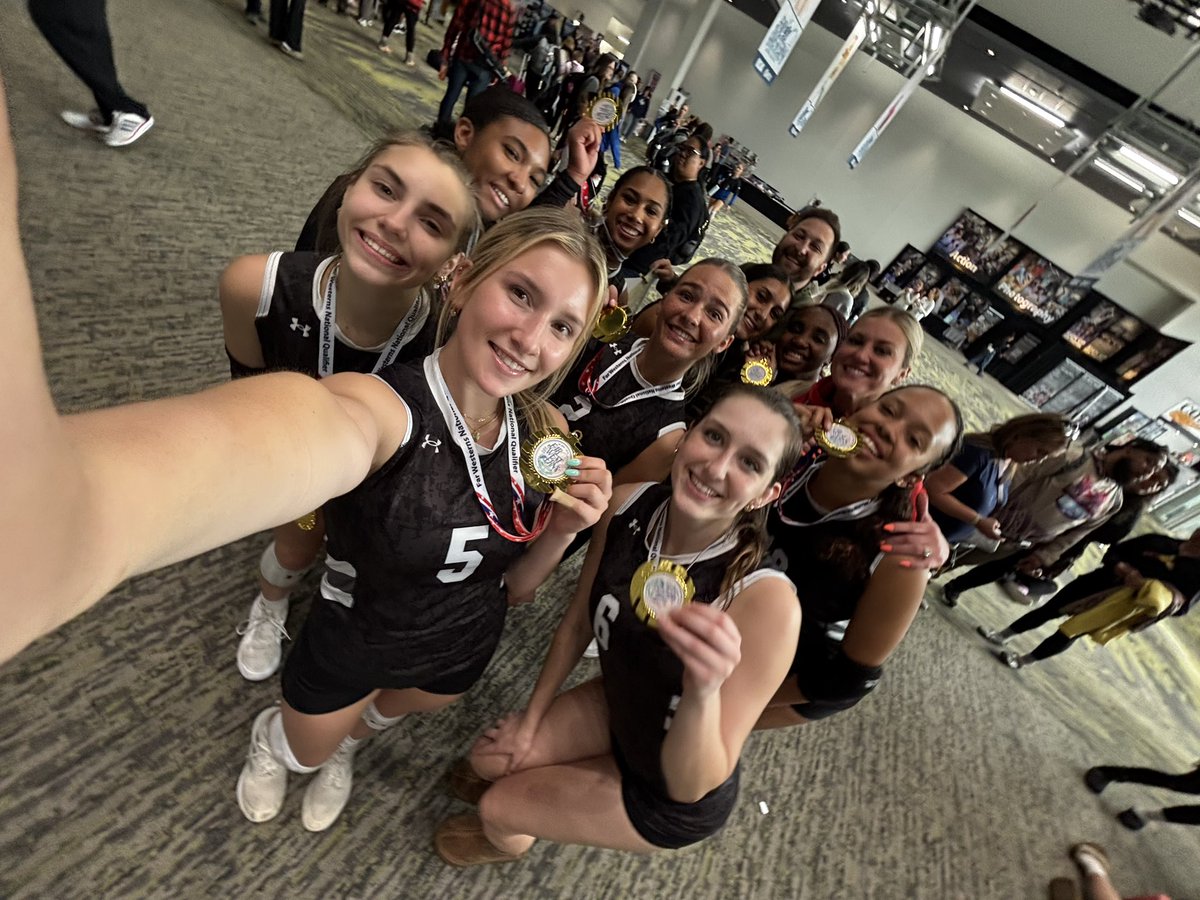 Taylor Fenton tweet media
