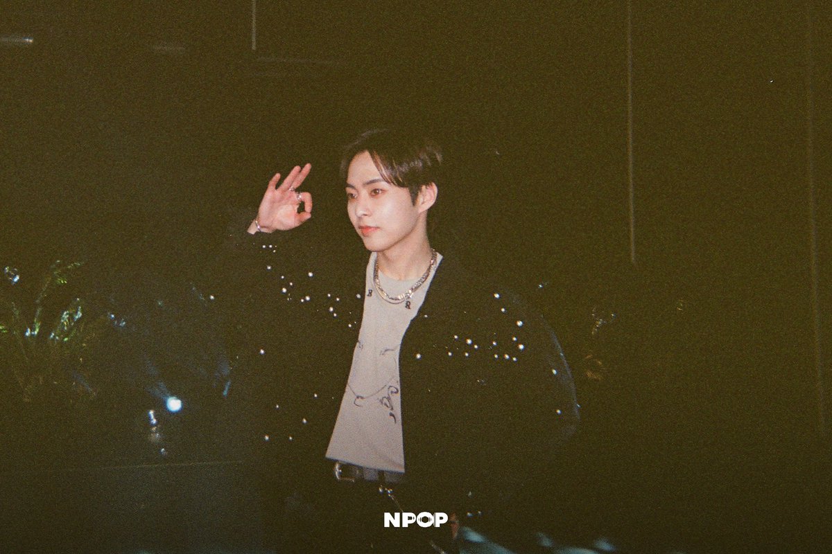 NPOP_OFFICIAL's tweet photo. @XIUMIN_INB100 𝗡𝗣𝗢𝗣 𝗟𝗜𝗠𝗜𝗧𝗘𝗗 𝗘𝗗𝗜𝗧𝗜𝗢𝗡 - 𝗦𝗜𝗗𝗘 𝗔 
슈냥포착 zip.🐾

시우민의 팔색조 같은 매력이 담긴
애프터 파티에 초대합니다!
4/9(수) 8PM(KST) NPOP YouTube에서!🖤

#XIUMIN #시우민 @XIUMIN_INB100
#InterviewX #MakeYouLaLa #LostParadise
#NPOP #엔팝 #KPOP https://t.co/F7CrKaR3QS