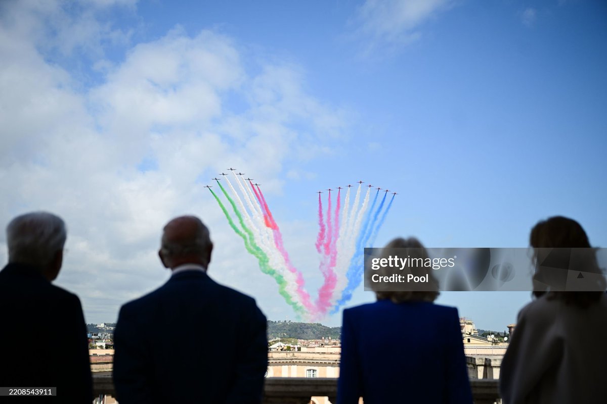theworldofAC's tweet photo. #StateVisitItaly has begun 🇬🇧🇮🇹 https://t.co/y95nvOwZrW