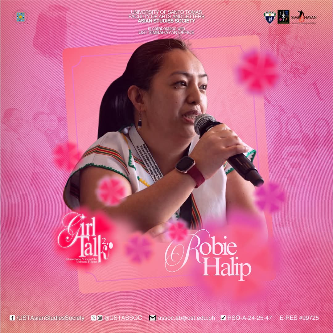assoc_ust's tweet photo. 🌸𝐌𝐞𝐞𝐭 𝐭𝐡𝐞 𝐕𝐨𝐢𝐜𝐞𝐬 𝐁𝐞𝐡𝐢𝐧𝐝 𝐆𝐢𝐫𝐥 𝐓𝐚𝐥𝐤 𝟐.𝟎: 𝐈𝐧𝐭𝐞𝐫𝐬𝐞𝐜𝐭𝐢𝐨𝐧𝐚𝐥 𝐕𝐨𝐢𝐜𝐞𝐬 𝐨𝐟 𝐭𝐡𝐞 𝐔𝐧𝐛𝐨𝐮𝐧𝐝 𝐅𝐢𝐥𝐢𝐩𝐢𝐧𝐚🌸 https://t.co/eoaN8xtDVe