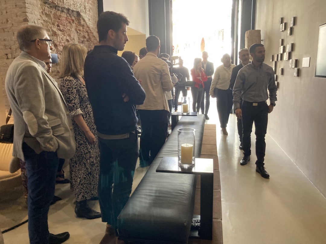 _amazingup's tweet photo. El #TechYroom 2.0 de Valencia ha sido un punto de encuentro entre las instituciones y las empresas del sector, donde la innovación y la #sostenibilidad eran el foco.
Muchas gracias al @ithotelero por dar a conocer nuestro mapa interactivo para gestionar las rutas turísticas. https://t.co/iXK8QpREN3