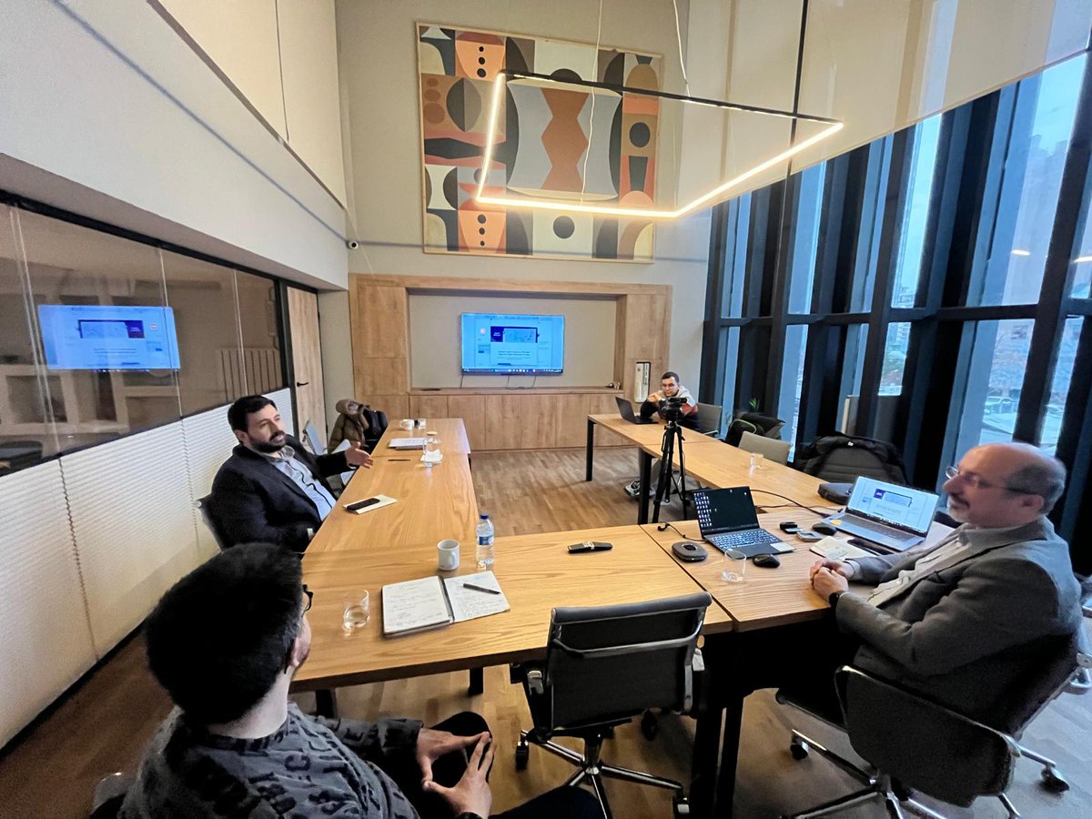 fonprimecoworking tweet media