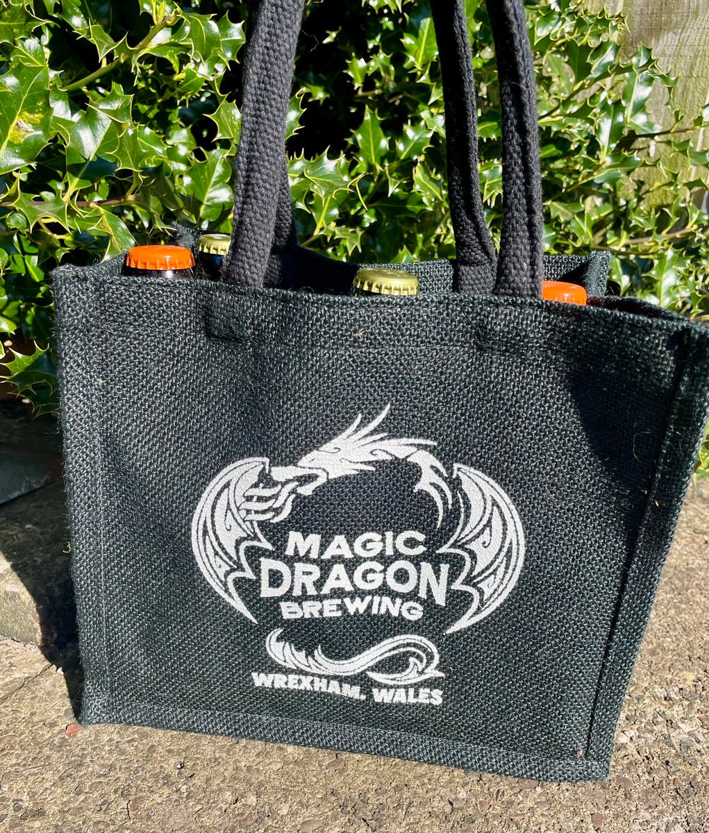 Our 6 bottle gift bags are back in stock! Available from the brewery shop and food &amp; drink festivals. Our next event is Chester Food &amp; Drink Festival over the Easter Weekend.

#magicdragonbrewing #beergift #welshbeer #eastergift #jutebags #easterweekend