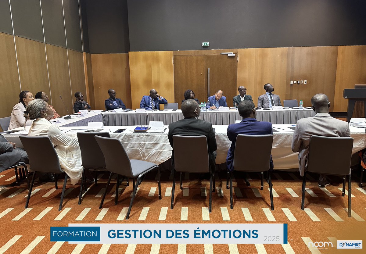 DYNAMICONSEILS's tweet photo. Le cabinet Dynamic' Conseils a eu le plaisir d'animer les 19,20 et 26,27 mars 2025 un atelier pour permettre aux managers de noom dakar de mieux appréhender, gérer et accepter leurs émotions.
Faites comme eux, contactez-nous pour vos besoin en formation.
#kebetu #formation #RH https://t.co/Q5lyCoUFu7