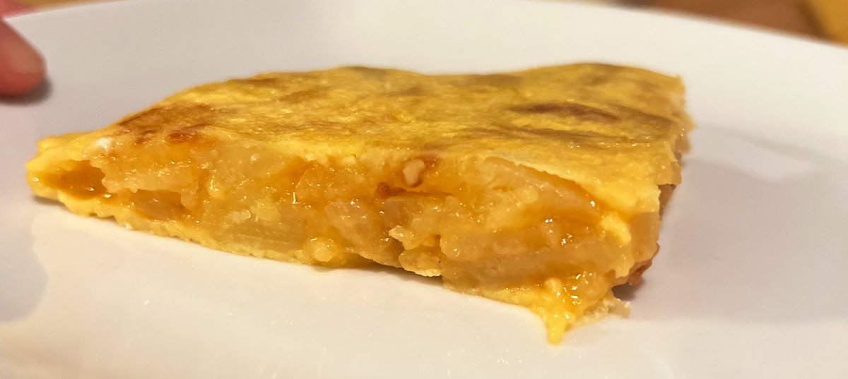 ChefZRRB's tweet photo. Tortilla de patatas
Chef ZR

#tortilladepatatas
#patatatortilla
#homemade
#casero
#etxekue
#patatas
#huevos
#aceitedeoliva
#chefzr
#ilovecooking
#foodporn https://t.co/ZM12SHcyfa