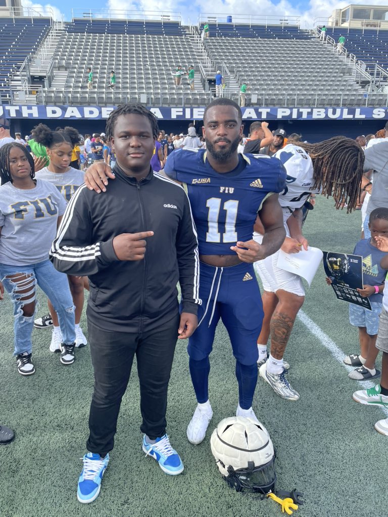 Mathayus561's tweet image. I had a great at @FIUFootball spring game April 5 thank you guys for having me there🐾