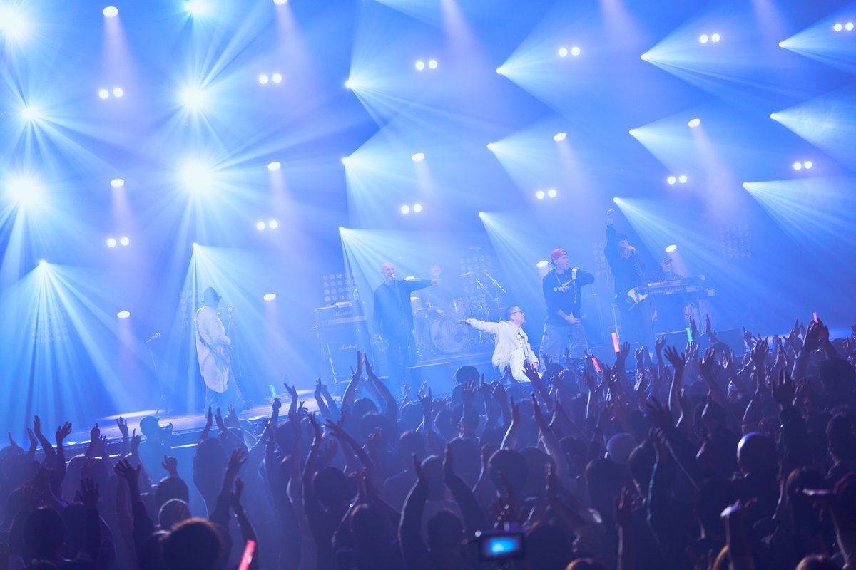 mm_official_'s tweet image. //
音楽ナタリー
ライブレポ公開中📝
\\
▼『MONKEY MAJIK結成25周年!吉田兄弟、Def Tech、サンドウィッチマンも祝福に駆けつけた一夜』
natalie.mu/music/news/619…
写真もたくさん公開していますので
レポと合わせてお楽しみ下さい✨
#monkeymajik
#吉田兄弟
#DefTech
#サンドウィッチマン