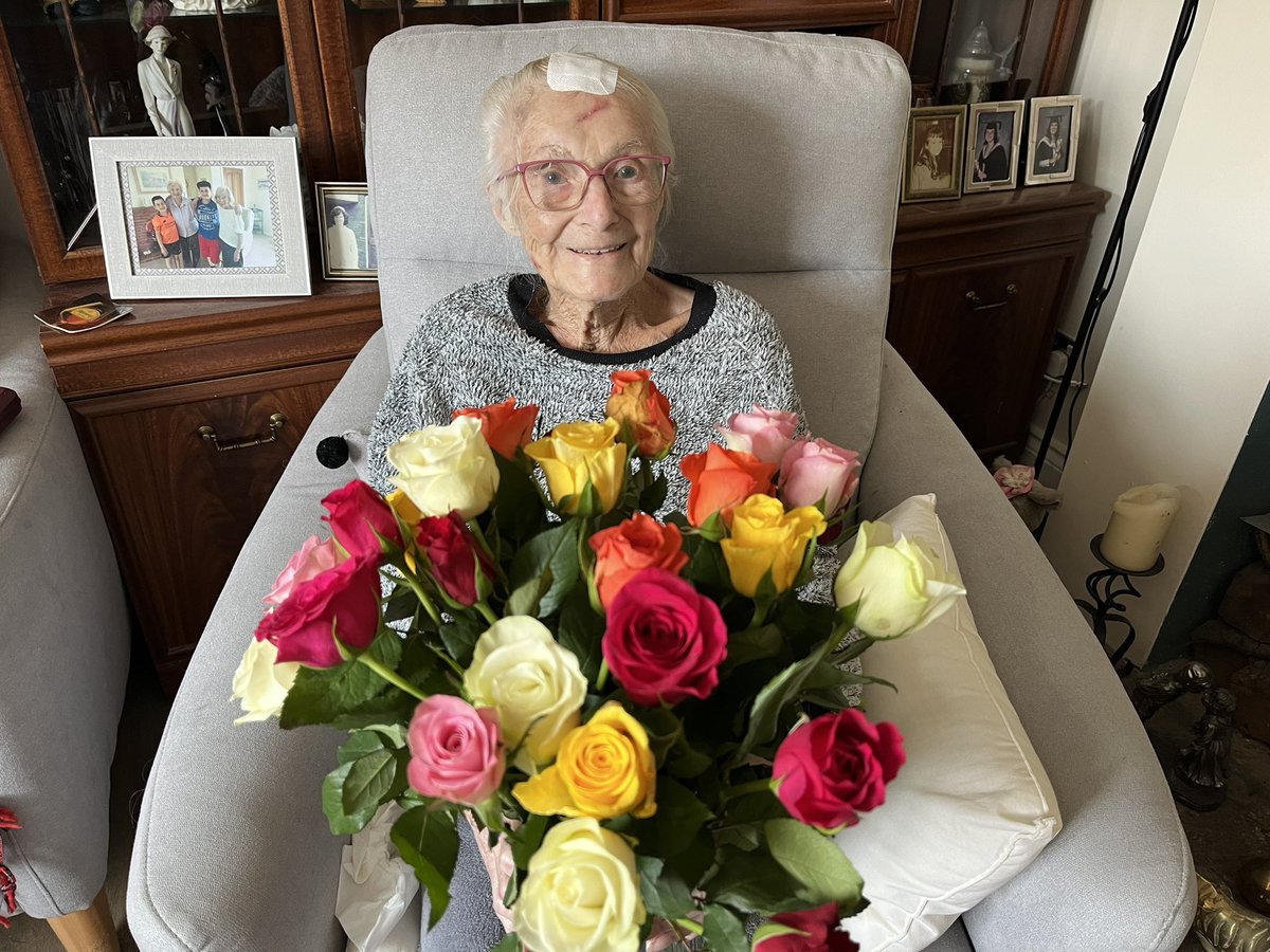 Annie Gilbert tweet media