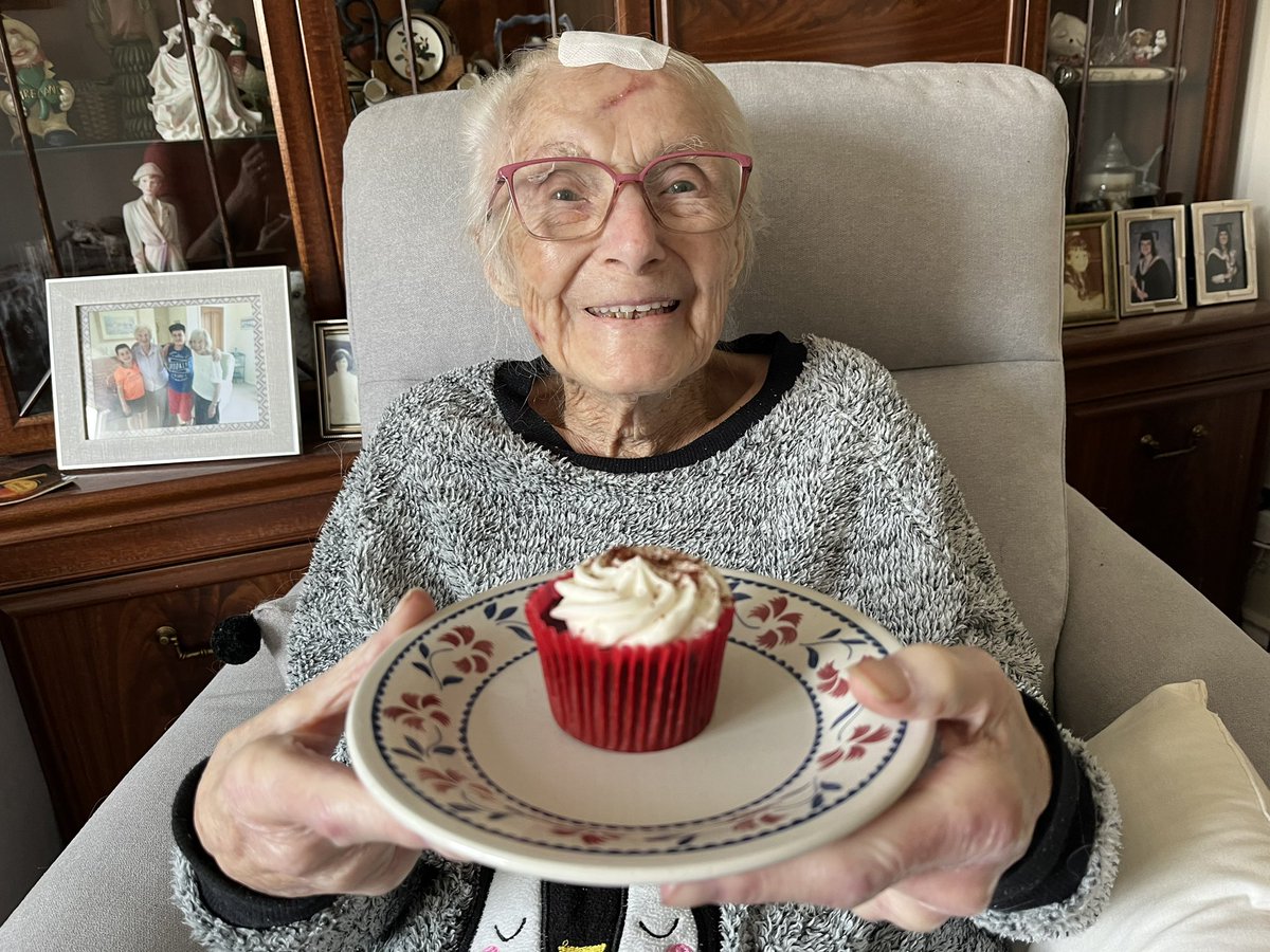 Annie Gilbert tweet media