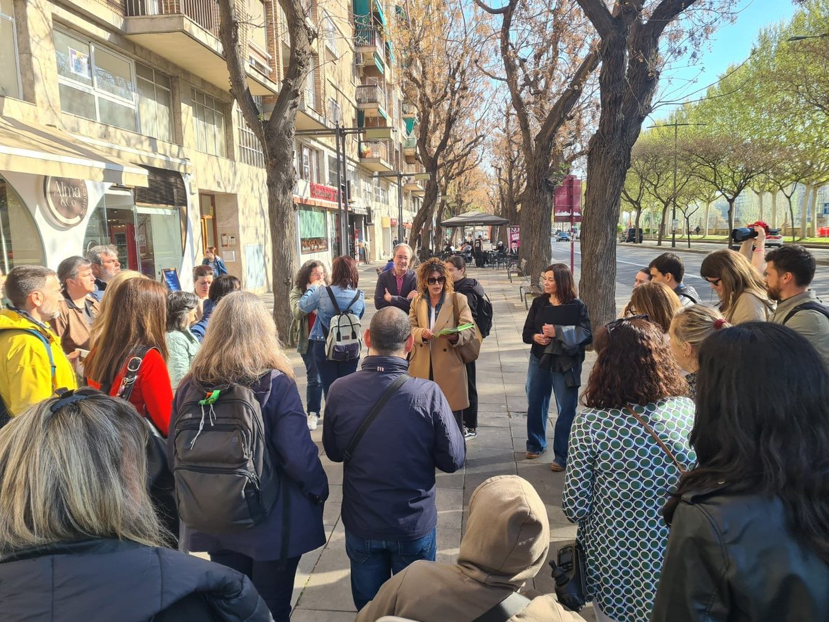 Associació ASPID (@aspidlleida) on Twitter photo Participem conjuntament entitats i l’<a href="/paerialleida/">Ajuntament de Lleida</a>, en l’avaluació de l’accessibilitat dels busos urbans de la ciutat.
Sumem junts per fer de Lleida una ciutat més inclusiva amb un transport públic accessible per a tothom🚌🧡!
💪🚌 #Accessibilitat #LleidaInclusiva #Igualtat Participem conjuntament entitats i l’<a href="/paerialleida/">Ajuntament de Lleida</a>, en l’avaluació de l’accessibilitat dels busos urbans de la ciutat.
Sumem junts per fer de Lleida una ciutat més inclusiva amb un transport públic accessible per a tothom🚌🧡!
💪🚌 #Accessibilitat #LleidaInclusiva #Igualtat
