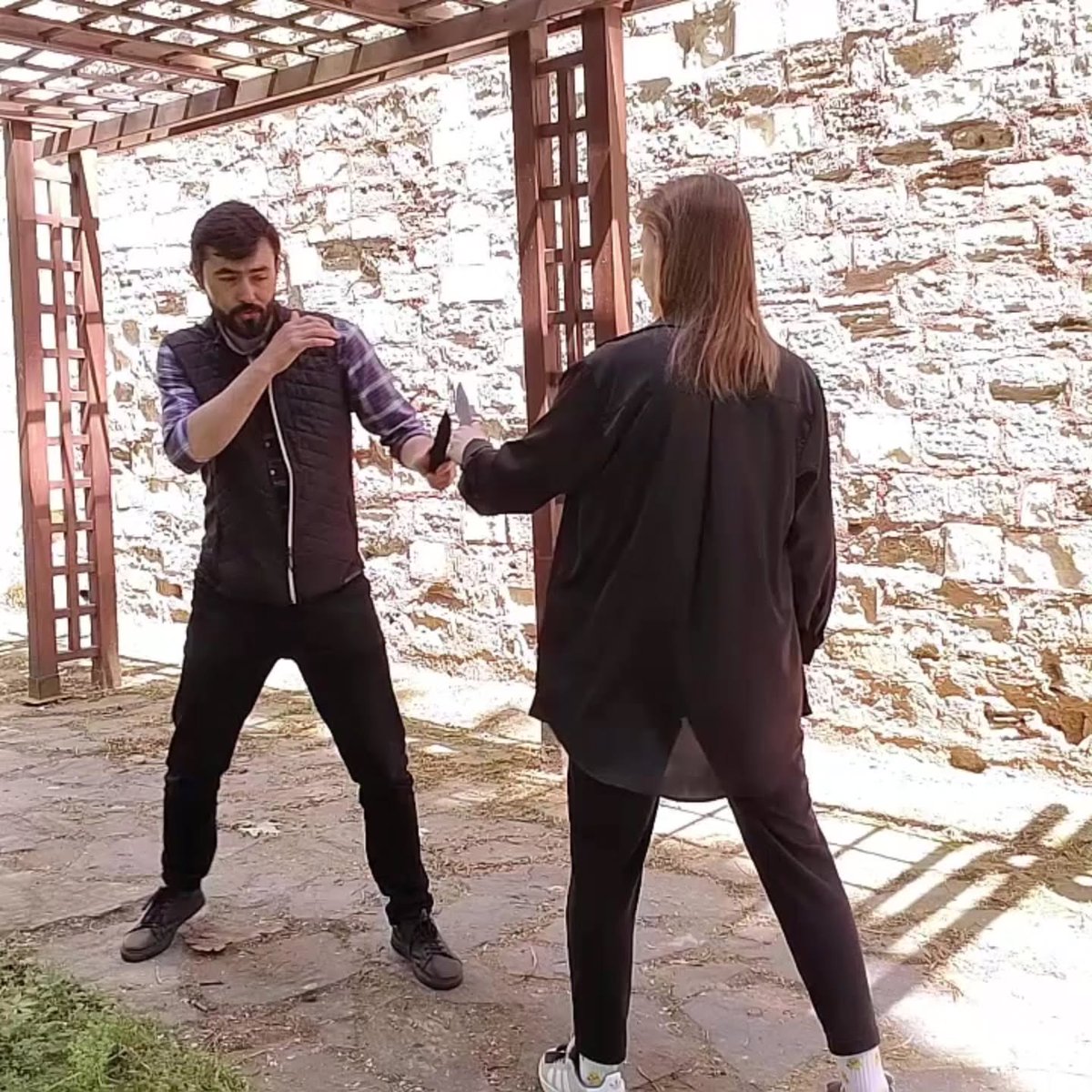 CoachHasanAli's tweet photo. Wing Chun ya da Self Defans yapmak için;
İletişim DM yoluyla ya da

📧: instructor.hasanali@gmail.com
📱: 0537-512-34-75

WING CHUN İSTANBUL
_________________________

#knife #weapon #attack #womanselfdefence #bicak #bıçak #silah #kadınselfdefans #atak #saldiri #saldırı https://t.co/ZxlIFX80Hb
