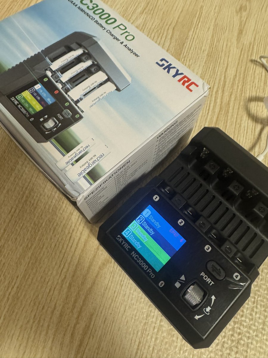 MASA_G__'s tweet photo. 中国の某大手サイトでキャンペーン中で安く買えてlucky👍👍👍
#SkyRC #NC3000PRO #充電器 #TAMIYA #ミニ四駆 #タミヤ模型 https://t.co/rKmlut6IjV