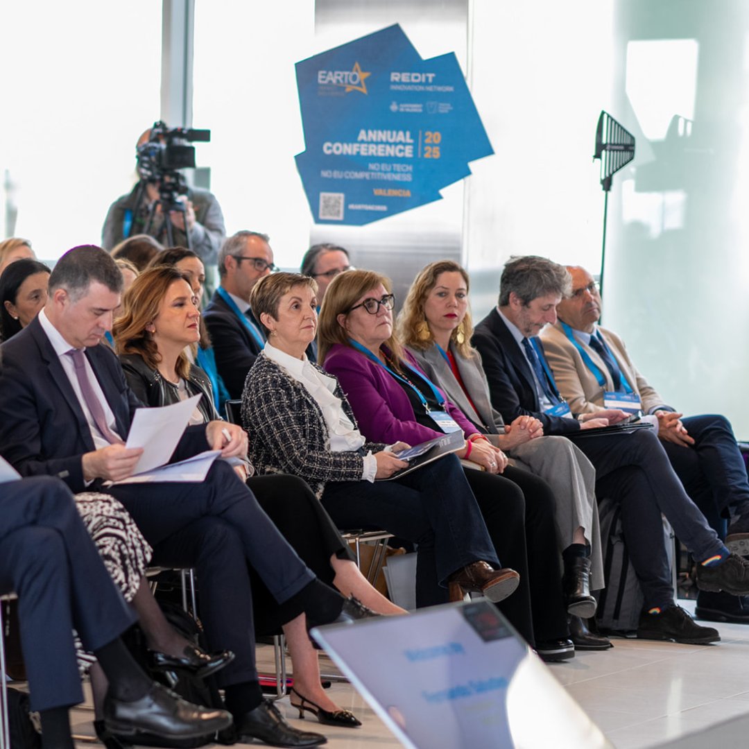 AIJU_Tecnologi's tweet photo. Por primera vez en su historia, #EARTO, la mayor red europea de #centrostecnológicos, elige a un presidente español: Jesús Valero, director general de @tecnalia.
Un hito que se ha anunciado en Valencia, sede de la conferencia anual organizada por @Redit_es, junto a @AjuntamentVLC https://t.co/xIF9Bt4yNZ