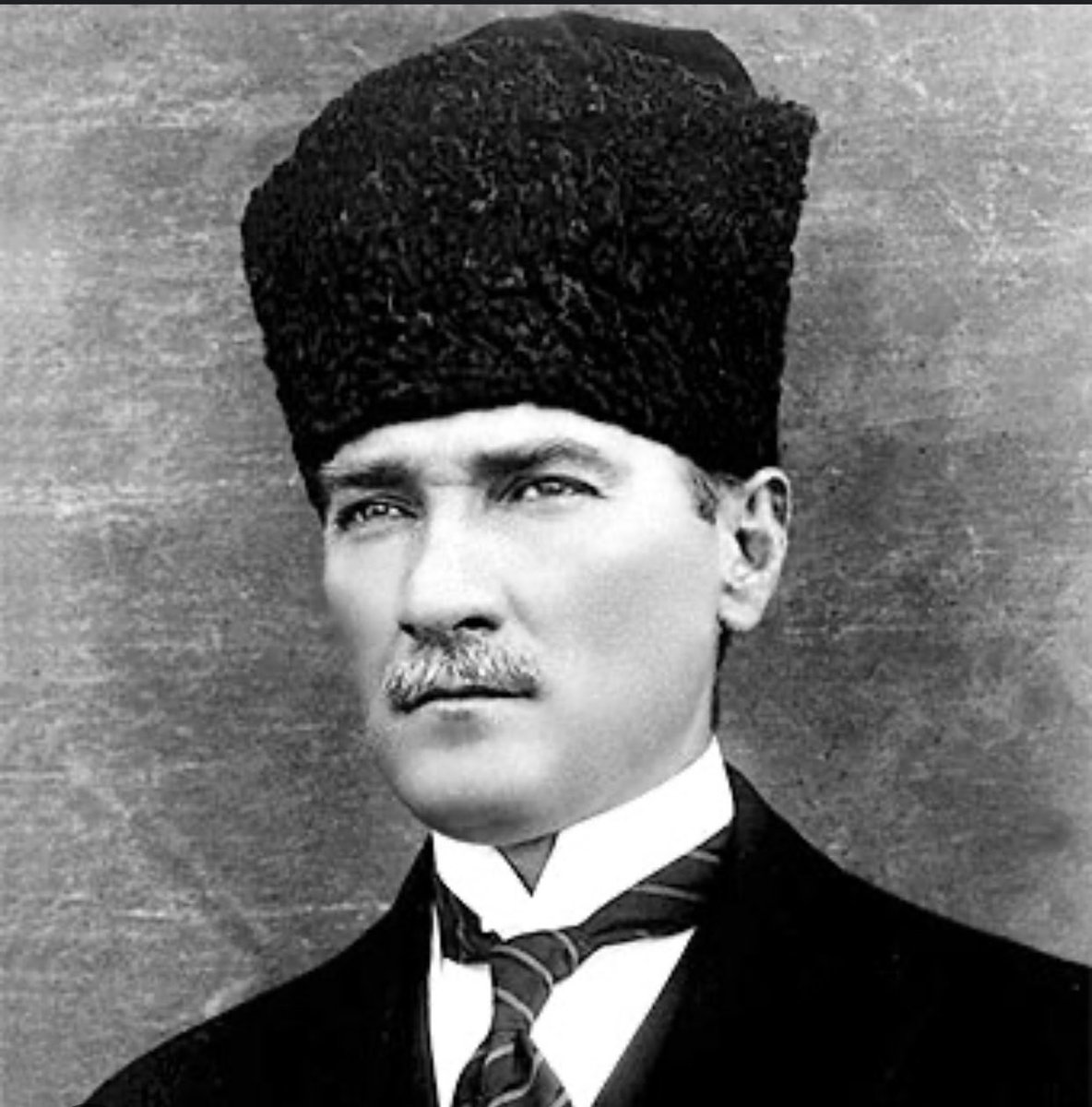 NikosMichailid4's tweet photo. Mustafa Kemal: War criminal, genocide perpetrator, fascist dictator. https://t.co/CPK5E5Ztdp