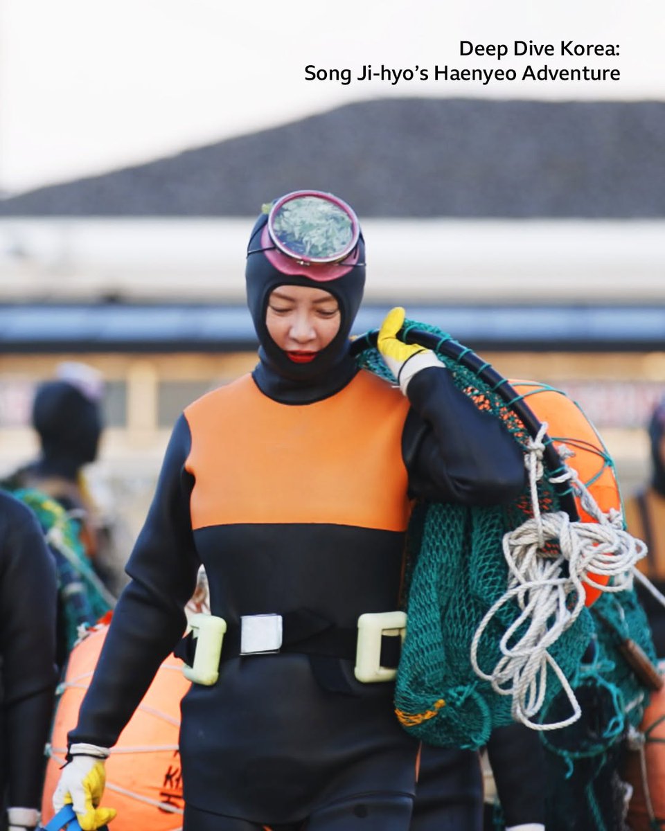 CHMA0302's tweet image. Deep Dive Korea: Song Ji-hyo's Haenyeo Adventure, coming soon to #BBCPlayer. Get ready for an unforgettable journey beneath the waves. #송지효 #SongJiHyo is taking the plunge into the incredible world of a Haenyeo.  
#SongJiHyoHaenyeoAdventure