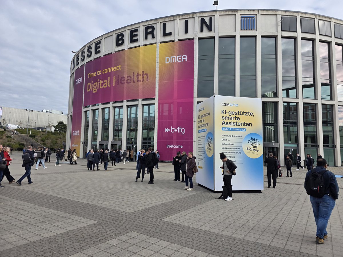 ogtelemed's tweet image. #ÖÄK @aerztekammerat wieder auf der #DMEA vertreten. Zentrales Thema ist der KI Tsunami.