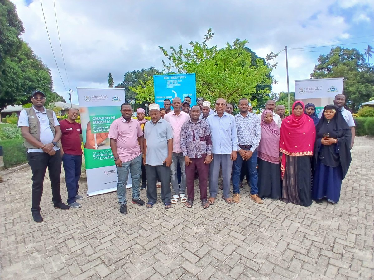 AmrefTanzania's tweet photo. Strengthening Healthcare, Saving Lives! 🏥💉 
-------------
📌Last week in #Zanzibar, @AmrefTanzania, in collaboration with @mohznz1, hosted a consultative meeting on phase two of the @AfricaCDC  Saving Lives and Livelihoods Project in Tanzania.

📌 The meeting was attended by representatives from @mohznz1 and the District Health Management Teams (DHMT) from five districts in Unguja and Pemba. 

With support from @MastercardFdn, this phase focuses on several key activities, including routine immunization to reach zero-dose children through outreach services, completing the vaccination of healthcare workers (HCWs) and vulnerable groups, supporting youth and high-risk populations, including the elderly, individuals with non-communicable diseases (NCDs), and those with comorbidities such as People Living with HIV (PLHIV), TB, and Leprosy.           

#SLLProject