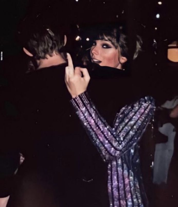 red22atw's tweet photo. Me too taylor https://t.co/HHSJGhyLjM