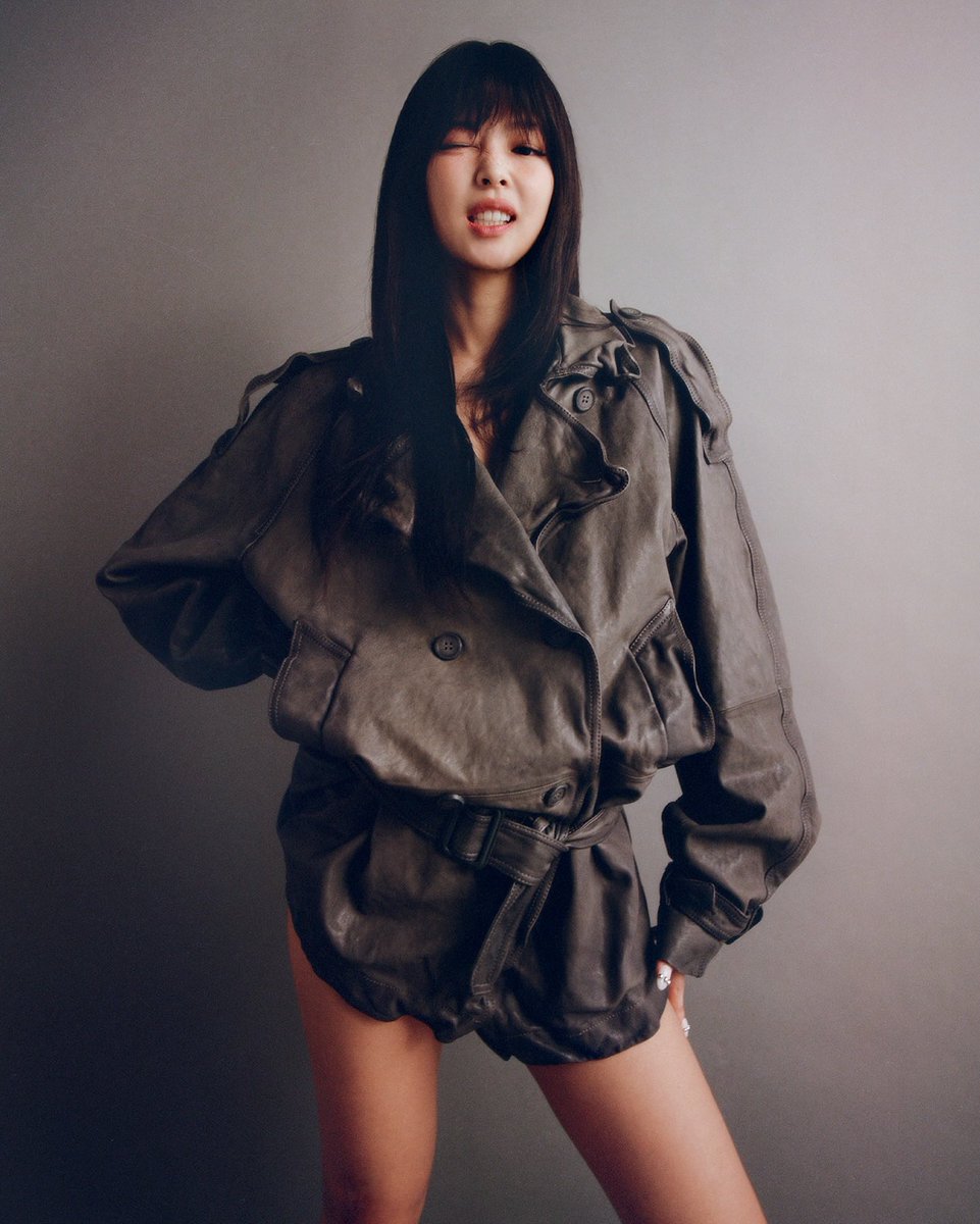 JennieDCGallery's tweet photo. 250408 Clash Magazine IG Update

In the Dark, I Grew: @jennierubyjane Interviewed

Soundtracked by the big room galactic-pop odyssey ‘Zen’, #JENNIE tapped into elements to illustrate the chaos and clarity of her ongoing transformation: the clash of tradition with newness; ceremonial pomp with earthly grittiness; refined sophistication with the raw, unrefined parts of her repertoire.