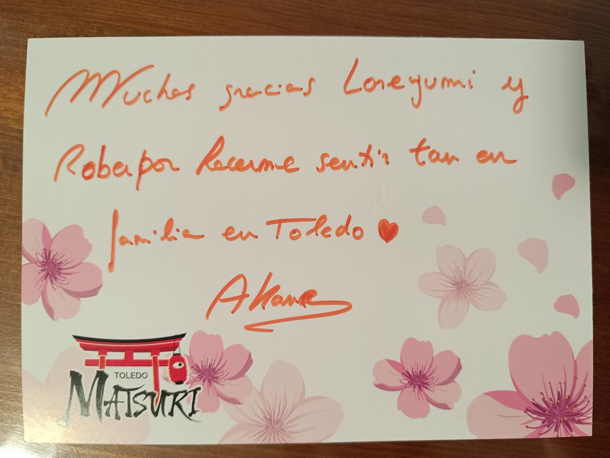 Loreyumi🌹Artemis🌹 tweet media