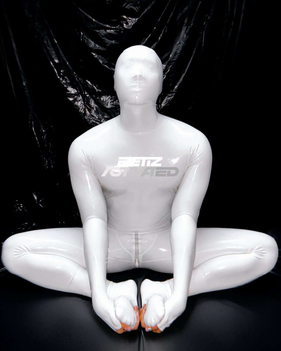 No face, all fantasy. What happens in latex, stays in latex.