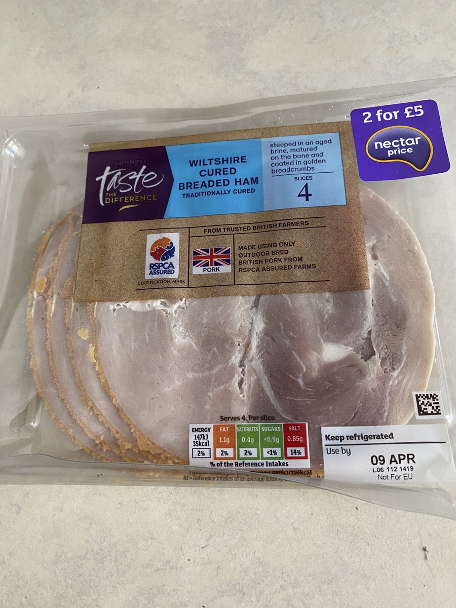 Dee_Tink's tweet photo. @sainsburys just had shopping delivery, ham is going out of date today and is off, not mentioned as short life in email. Disgusting sending out ham that has turned brown https://t.co/TGsY5qRUqc