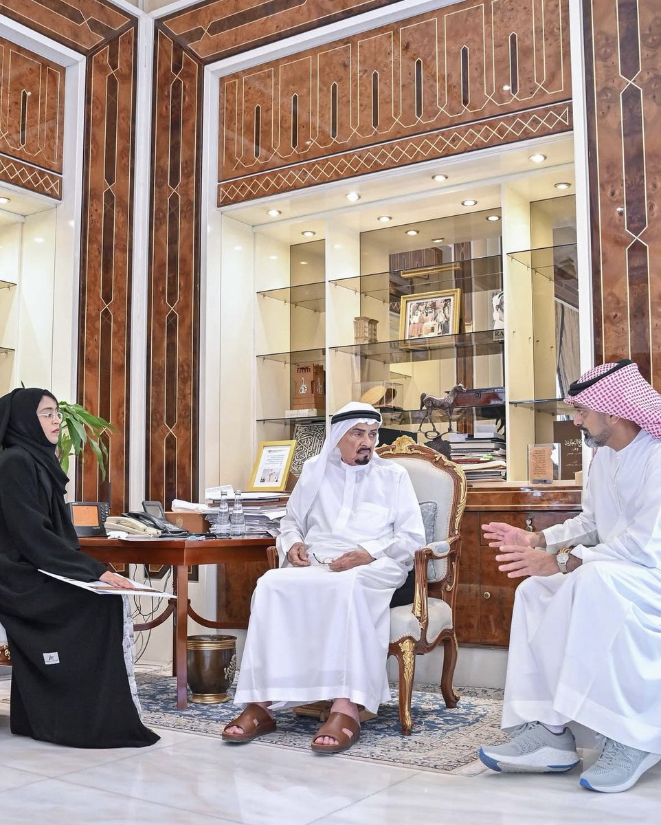 مركز عجمان للإحصاء tweet media