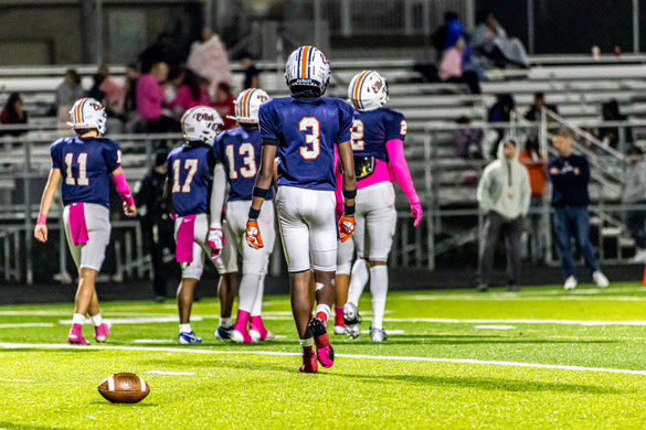 Shanvoy wilson DB (@shanvoy1) on Twitter photo check out my junior year highlights !!
hudl.com/v/2QgMnw check out my junior year highlights !!
hudl.com/v/2QgMnw