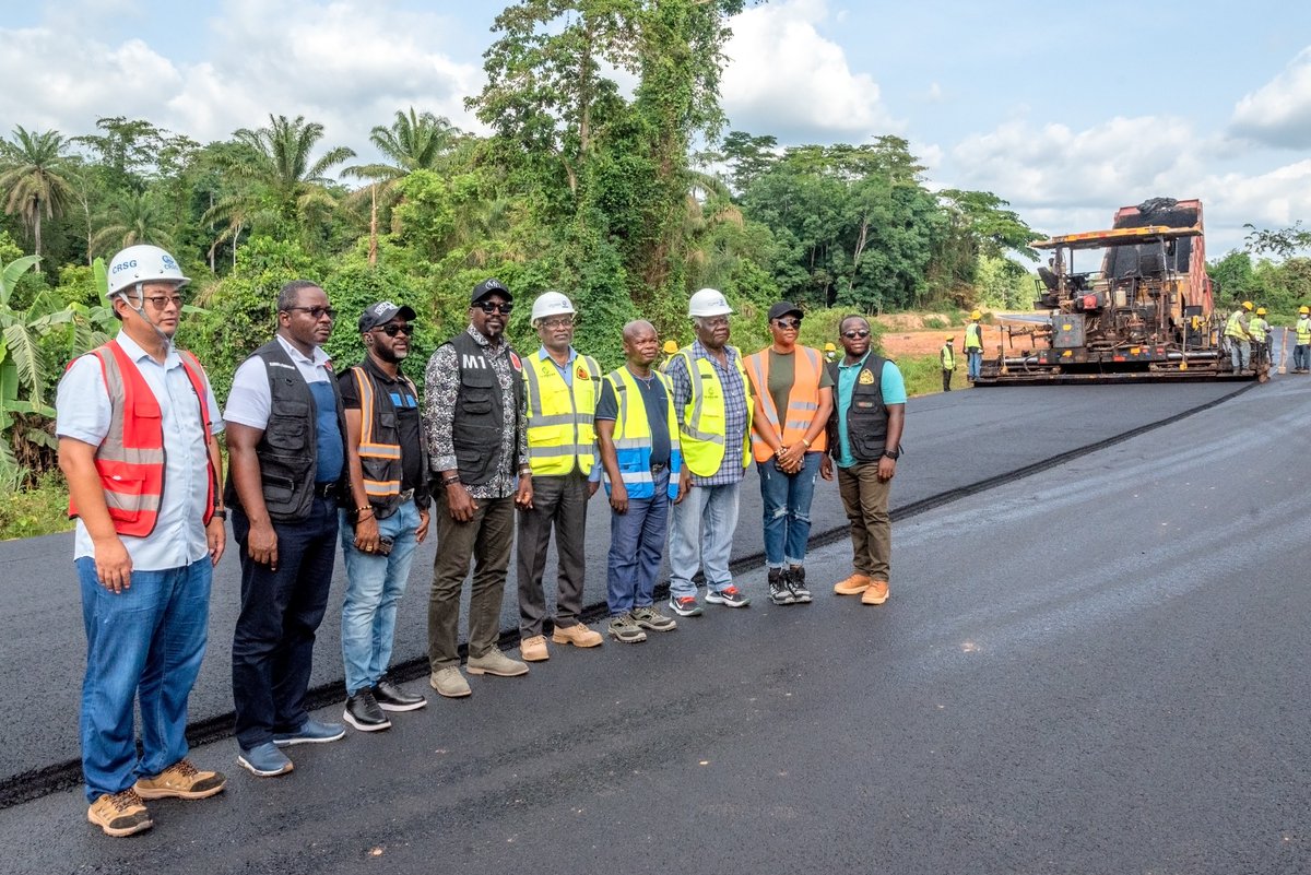 CrsgSierraLeone (@crsgsierraleone) on Twitter photo April 4, 2025, the Hon. Roland Layfette Giddings, Minister of Public Works of Liberia inspected the 61km Saglepie to Tappita Road Project constructed by #CRSG. The Minister spoke highly of the Project’s progress.<a href="/CRECofficial/">China Railway Engineering Corporation</a> April 4, 2025, the Hon. Roland Layfette Giddings, Minister of Public Works of Liberia inspected the 61km Saglepie to Tappita Road Project constructed by #CRSG. The Minister spoke highly of the Project’s progress.<a href="/CRECofficial/">China Railway Engineering Corporation</a>