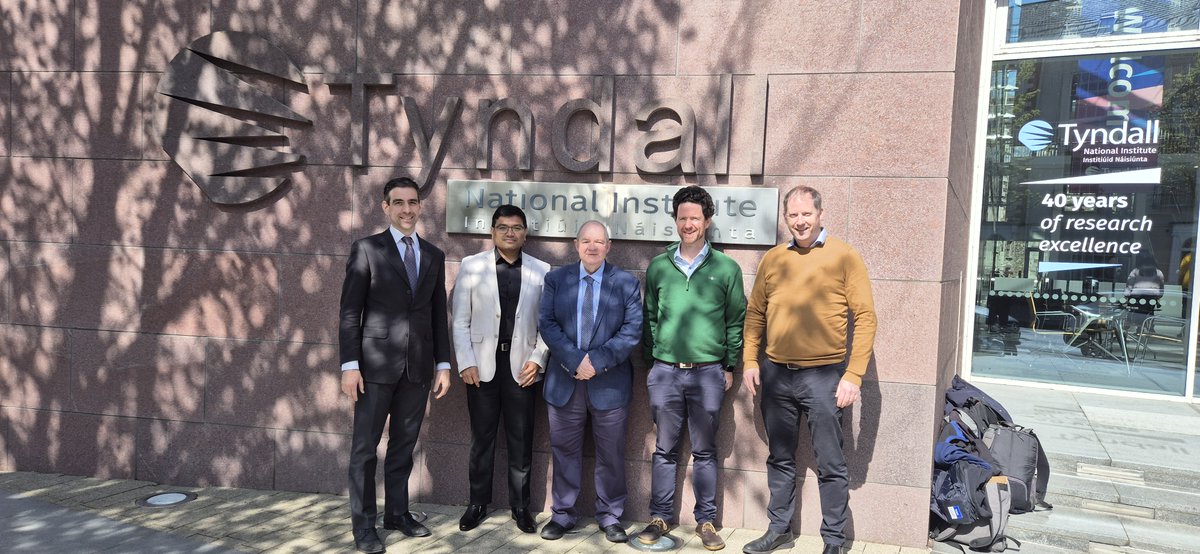 cantillonmurphy's tweet photo. Congratulations to Manish Srivastava who defended his doctoral thesis today at Tyndall National Institute. Well done Manish! https://t.co/vCZ7hJSmOH