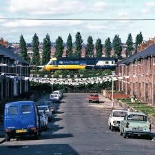trainsongsbook's tweet image. 'Step off the train, I'm walking down your street again'
- 'Missing' by Everything But The Girl (1994)
- 📷 Gateshead, England, 1981, taken by Trevor Ermel
