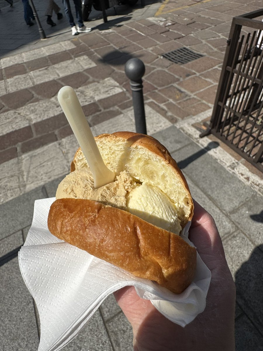 MCI_MOLp's tweet image. 忙しい！
お昼ご飯はこれっ！

#MilanDesignWeek