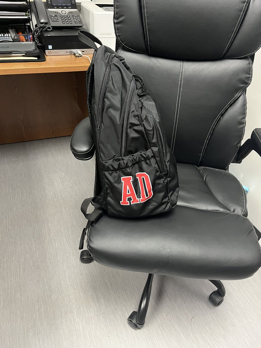 ChrisSiner's tweet image. Thank you @CoachDelgado61 and @ImmokaleeFB for the new bag!  As most AD’s know, a good bag is hard to come by!  #Redwood @BSNSPORTS_FL @CoachRoudy94